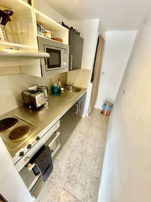 Cambridge City Centre Studio, Sleeps 3 Exterior photo