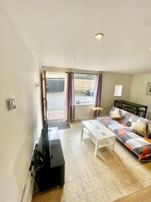 Cambridge City Centre Studio, Sleeps 3 Exterior photo