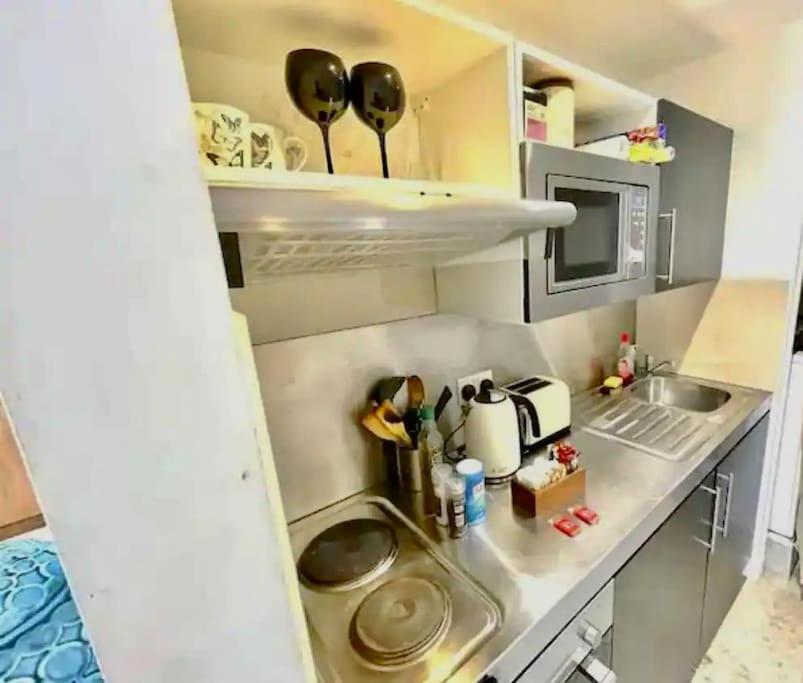 Cambridge City Centre Studio, Sleeps 3 Exterior photo