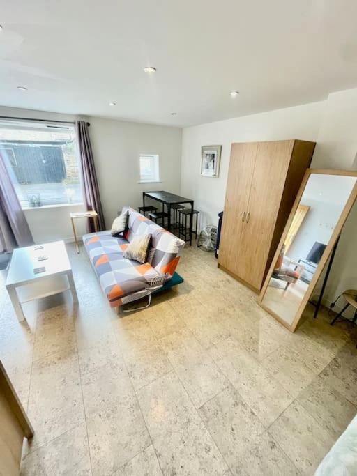 Cambridge City Centre Studio, Sleeps 3 Exterior photo